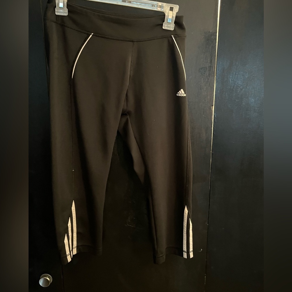 Adidas crop leggings